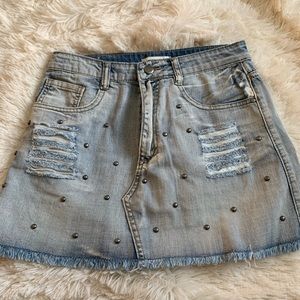 Studded denim skirt